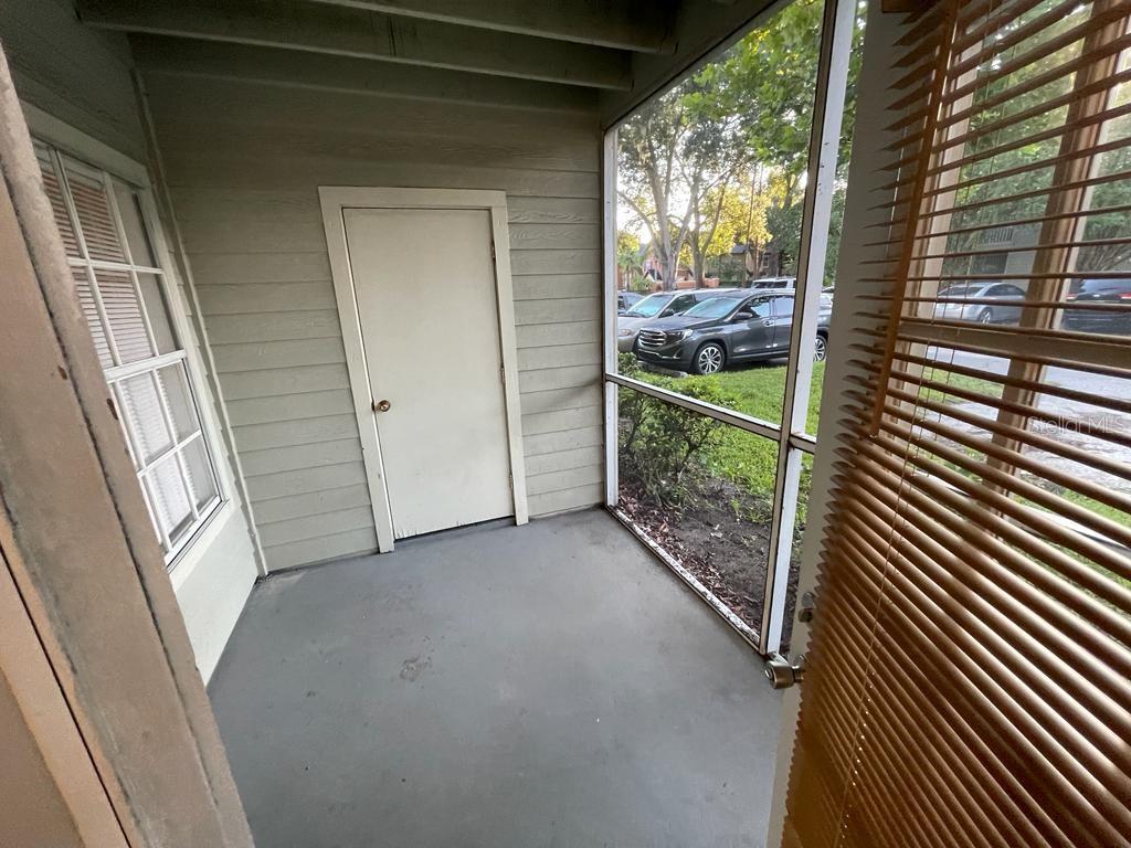 Image 31 of 37 For 6082 Westgate Drive 101