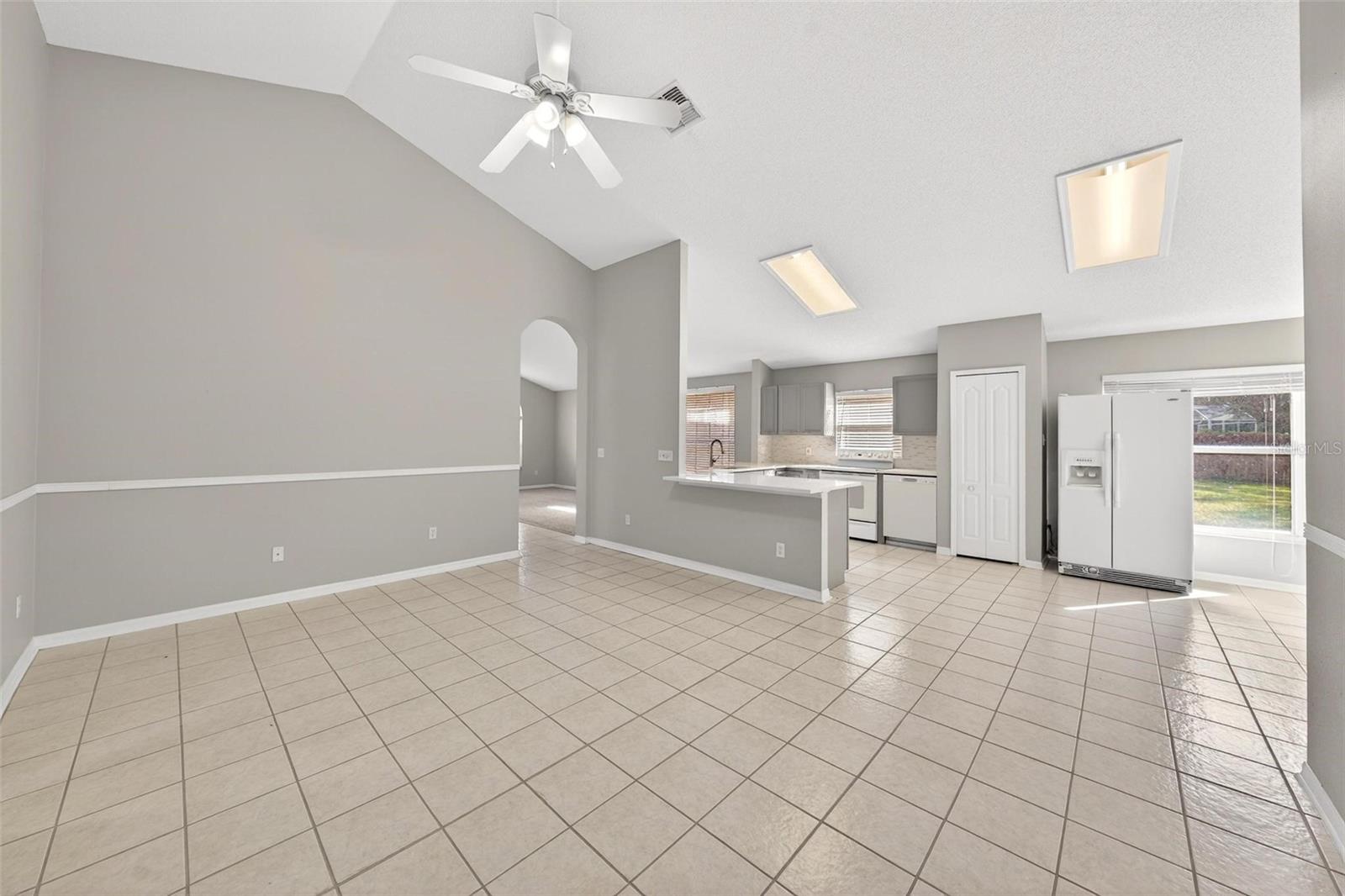 Image 12 of 43 For 938 Jadestone Circle