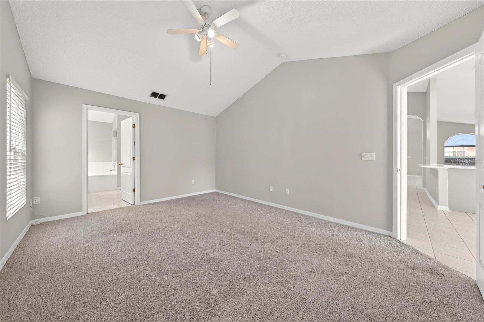 Image 24 of 43 For 938 Jadestone Circle