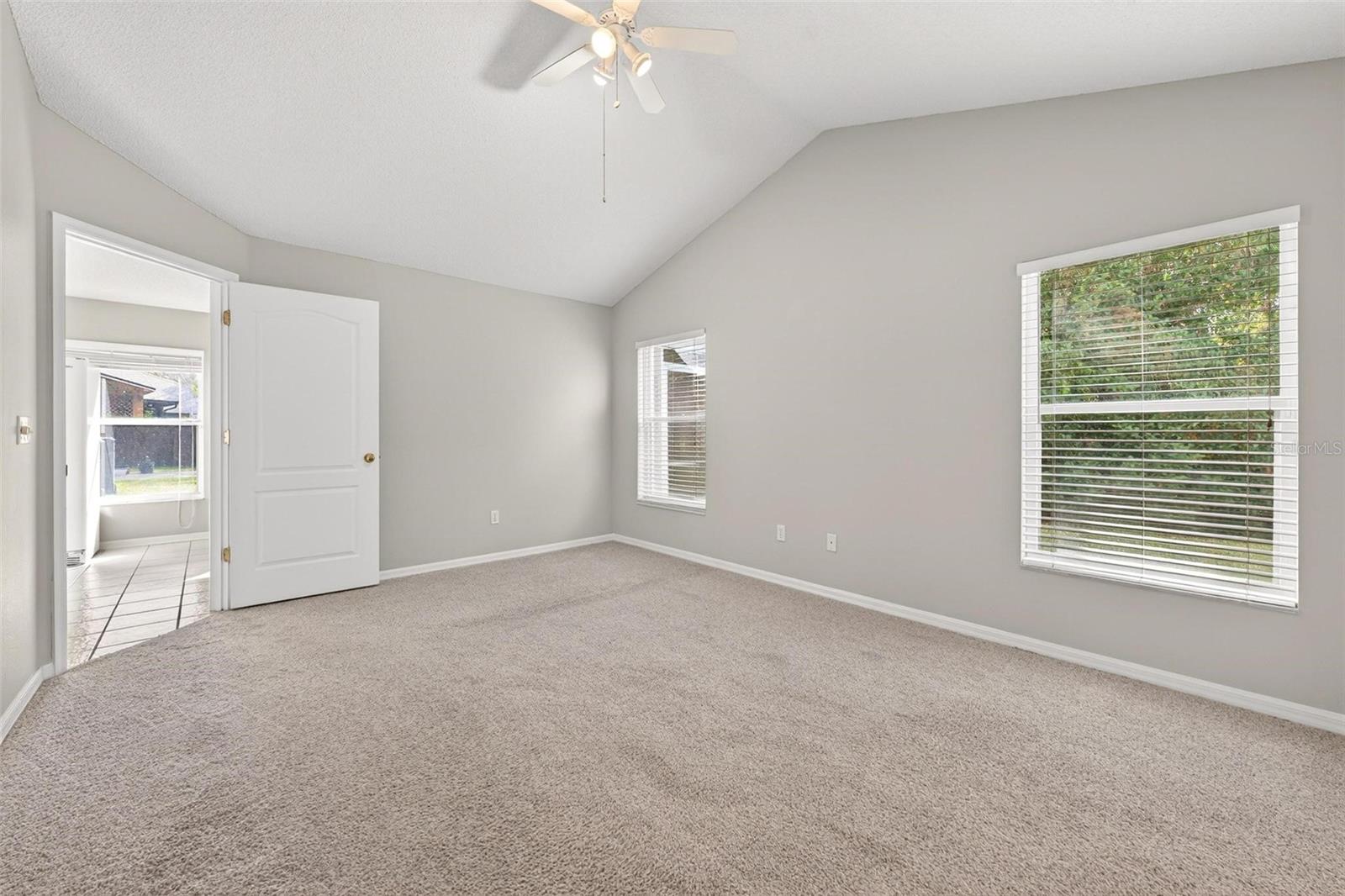 Image 26 of 43 For 938 Jadestone Circle