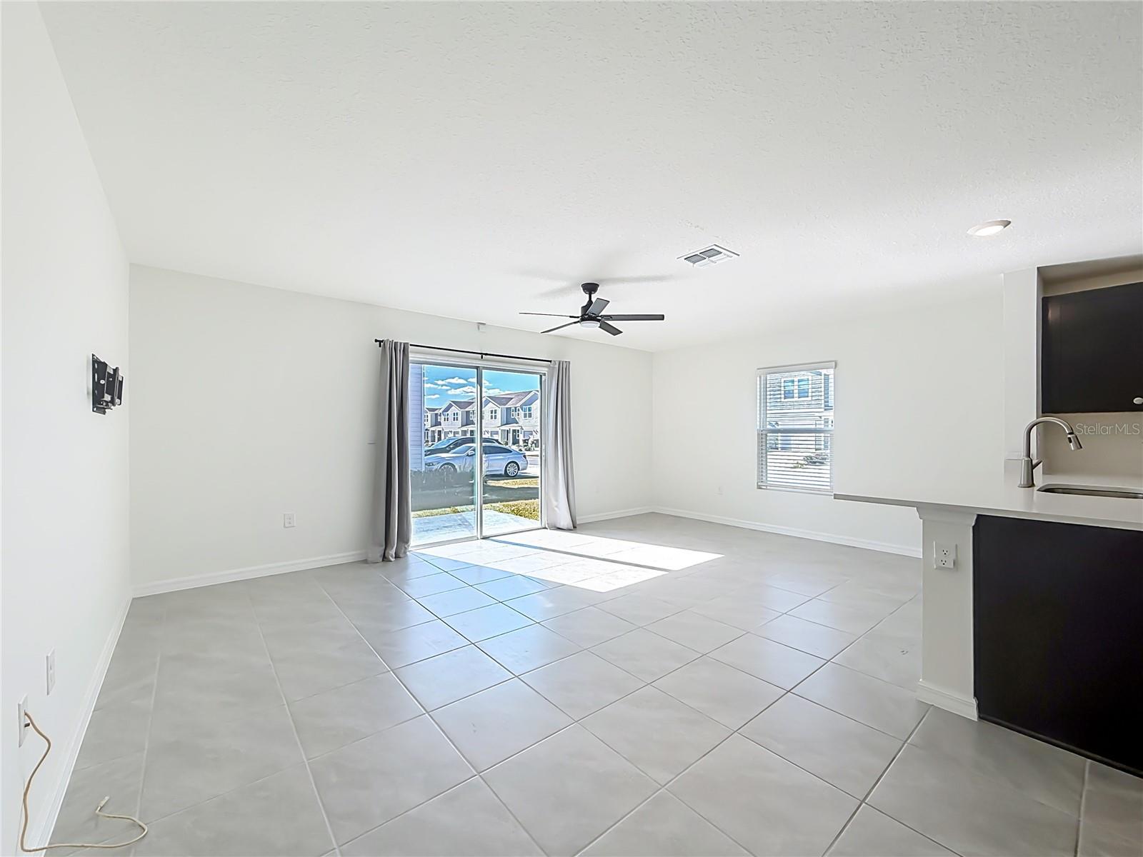 Image 15 of 60 For 6687 81st Loop