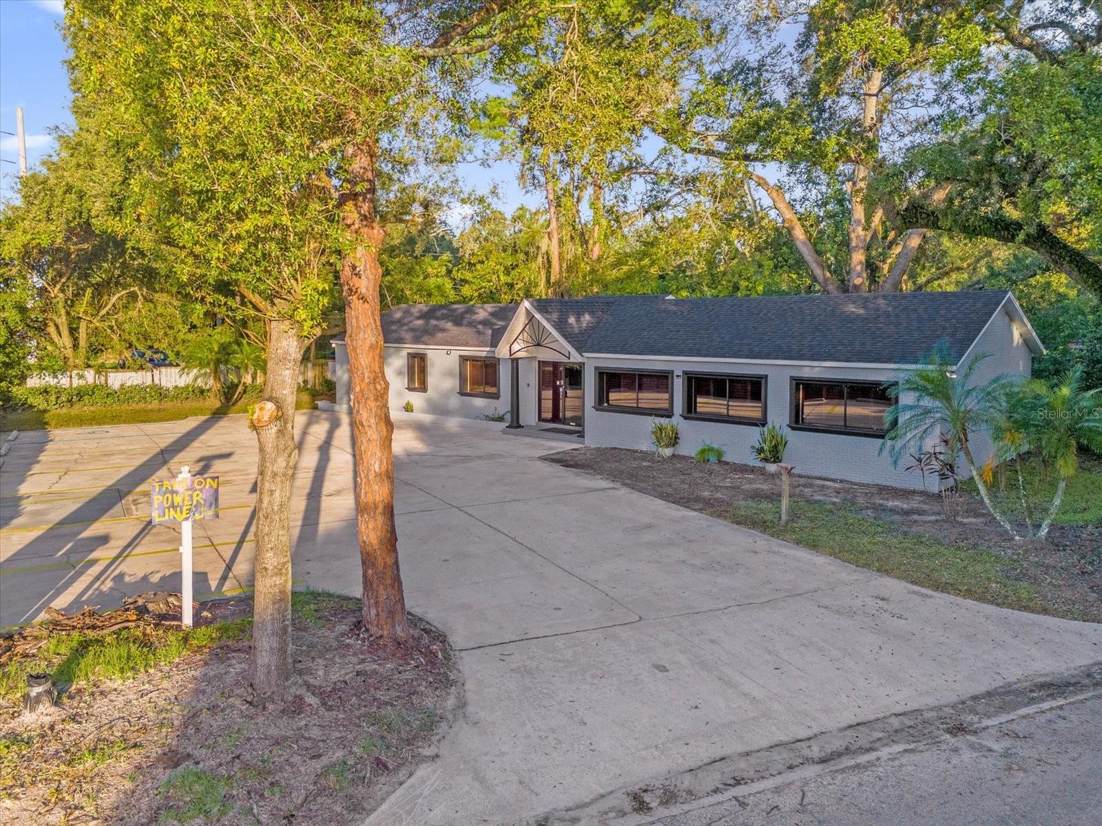 Image 7 of 39 For 806 25th Street