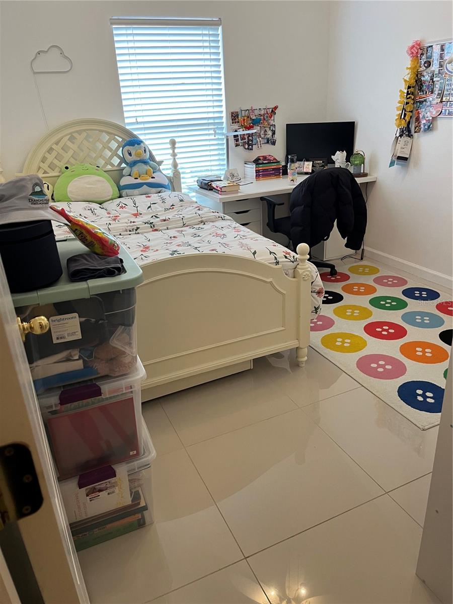 Image 9 of 10 For 1270 Stationside Drive Drive