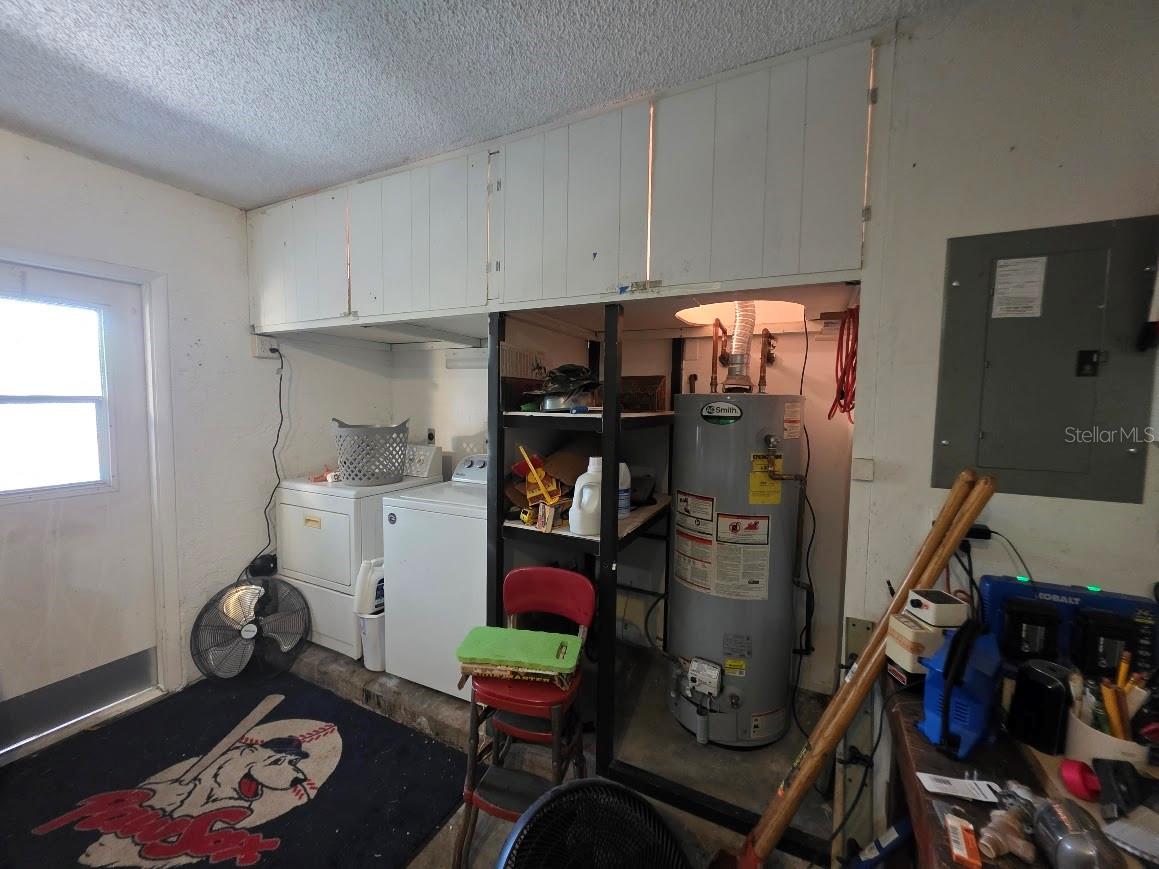 Image 36 of 41 For 250 'perth Avenue