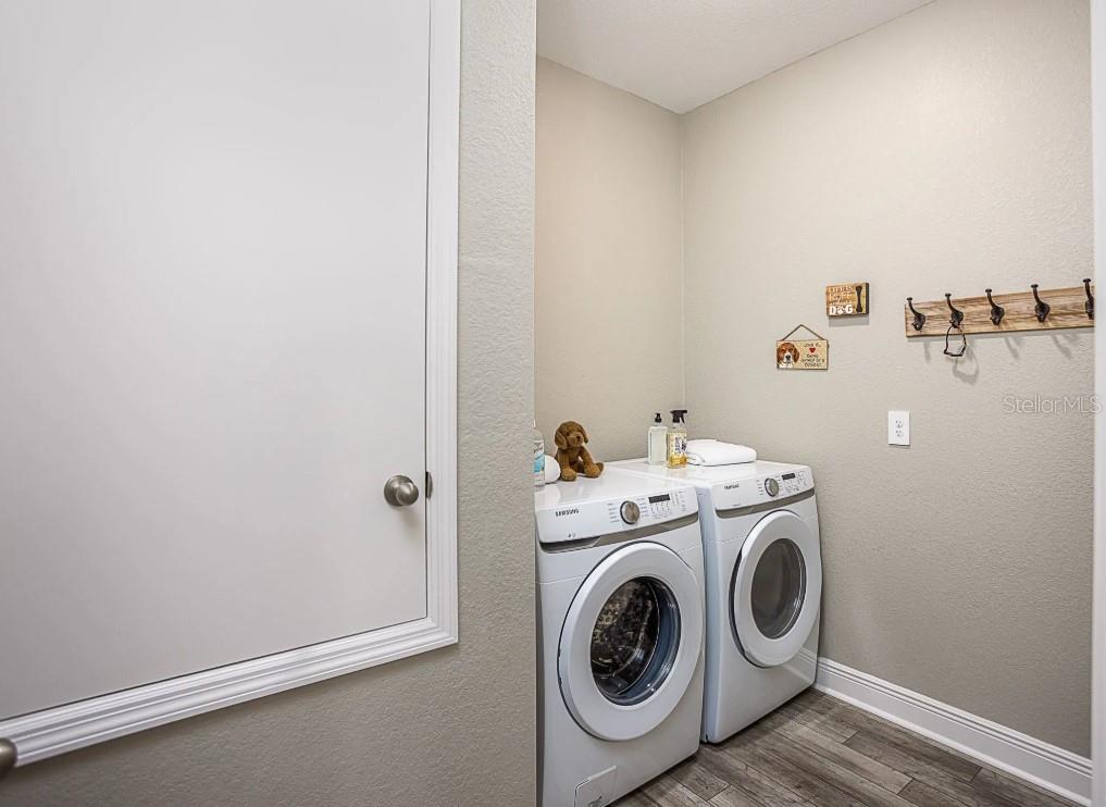 Listing photo id 22 for 6462 Chorus Drive