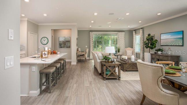 Listing photo id 6 for 6462 Chorus Drive