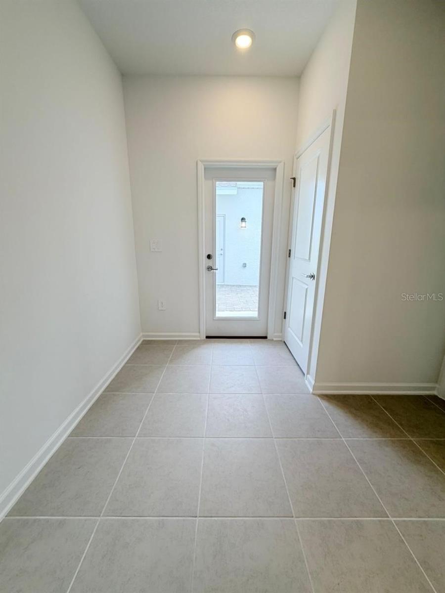 Image 15 of 31 For 6056 Zen Way