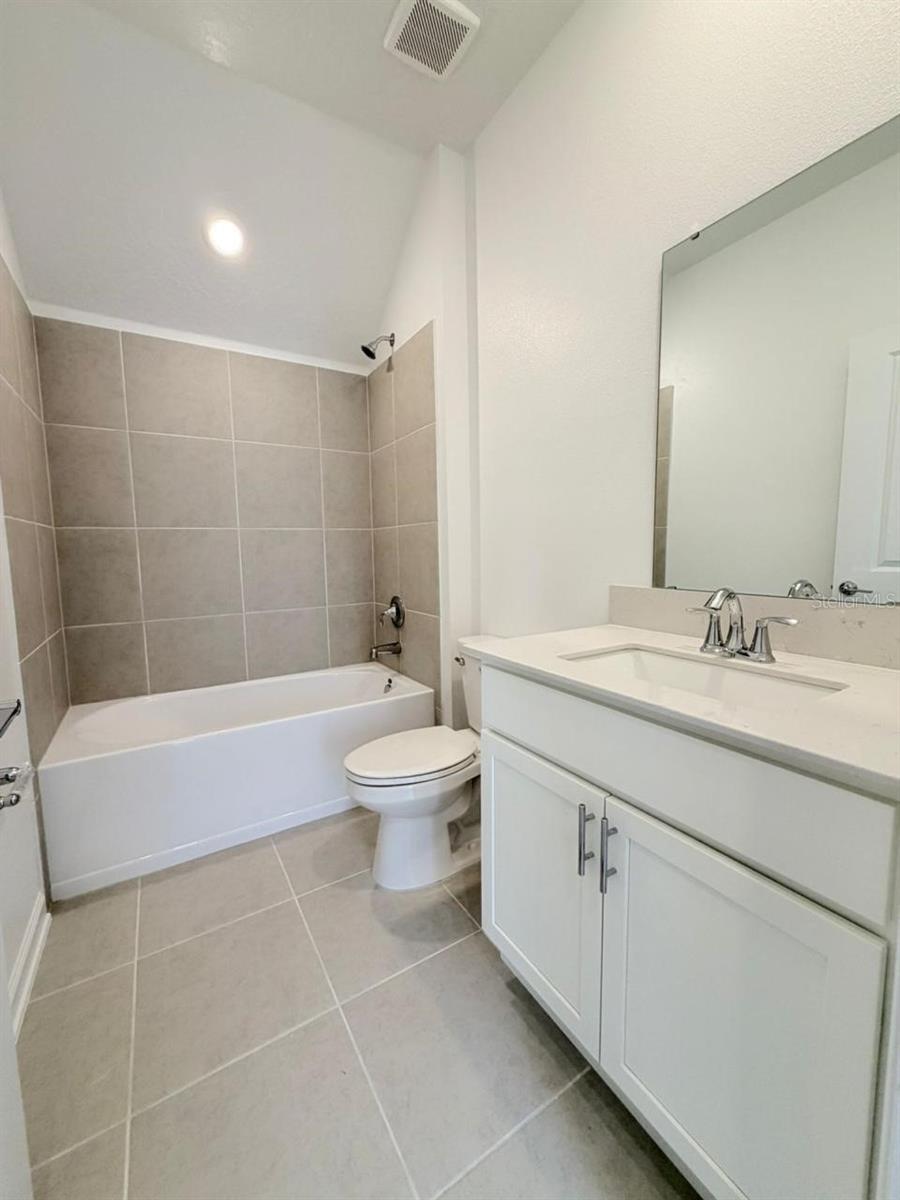 Image 18 of 31 For 6056 Zen Way