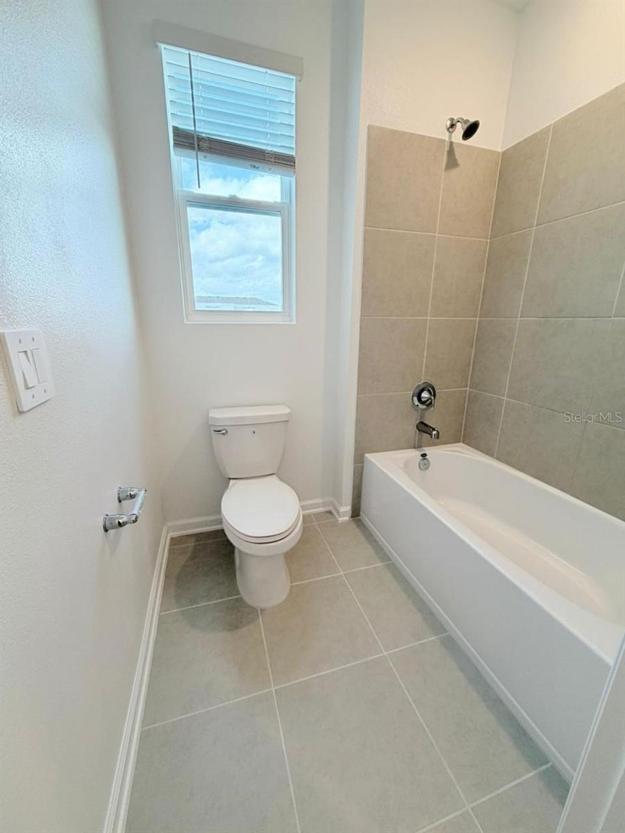 Image 19 of 31 For 6056 Zen Way