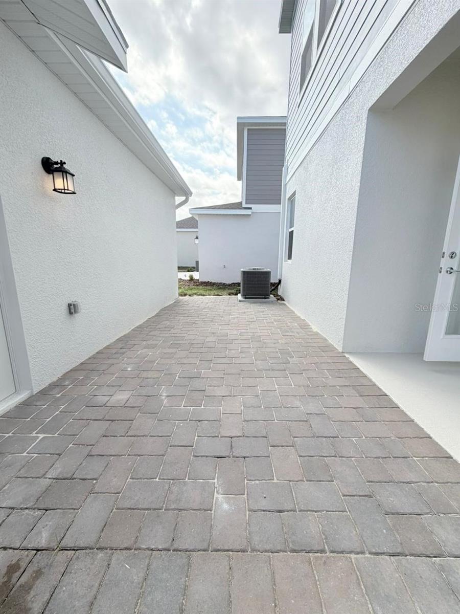 Image 29 of 31 For 6056 Zen Way