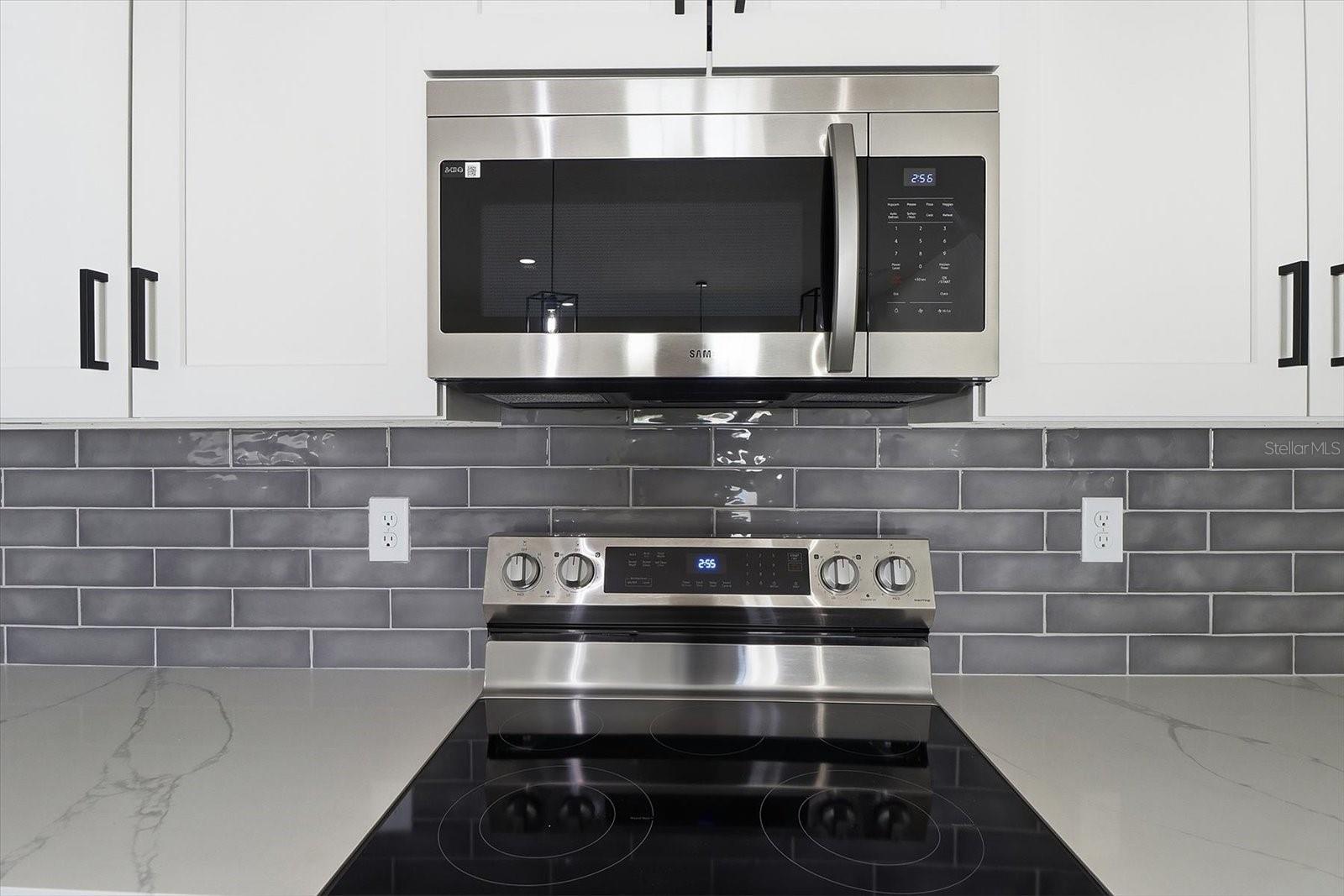 Image 16 of 43 For 15283 59th Court