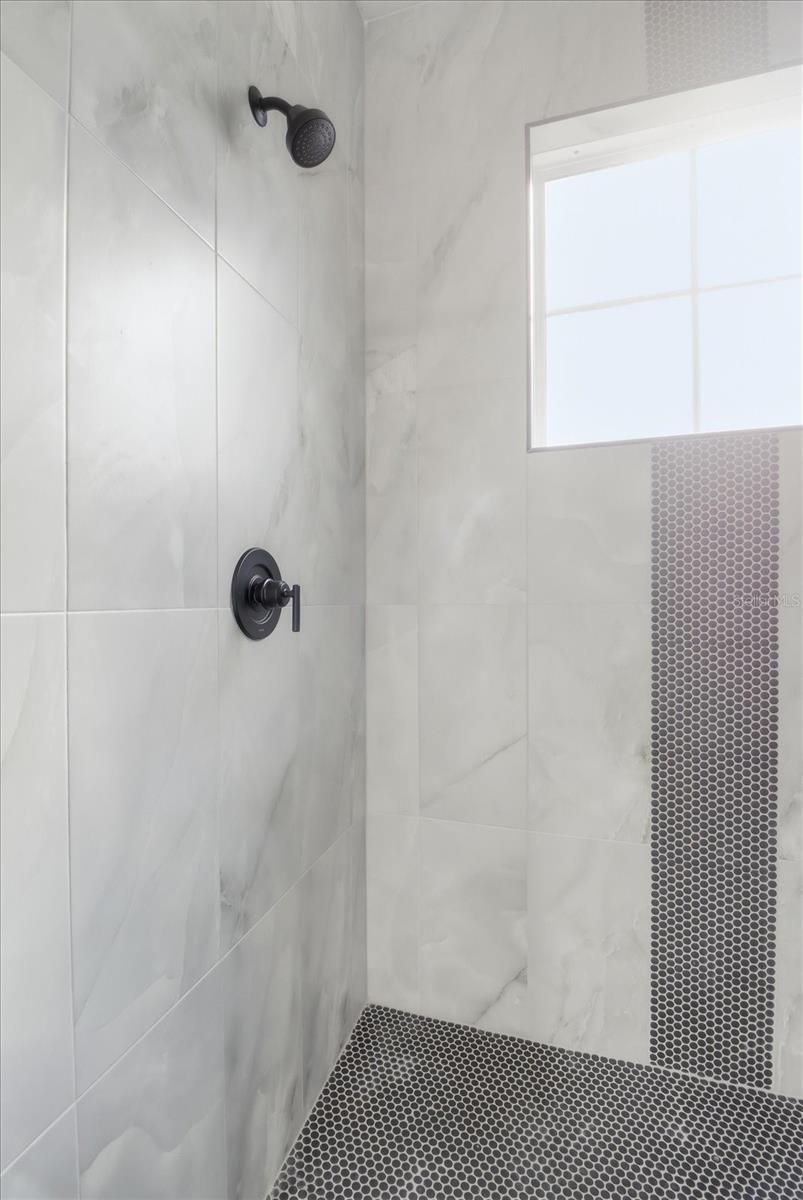 Image 23 of 43 For 15283 59th Court