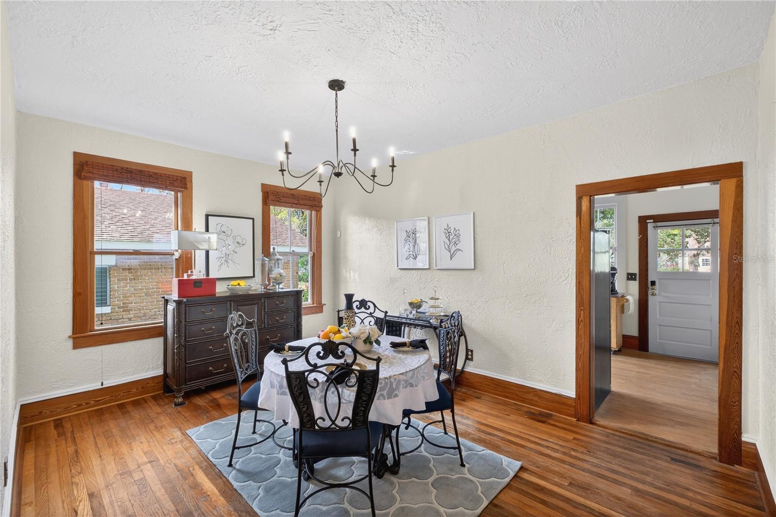 Image 11 of 40 For 1305 Washington Avenue