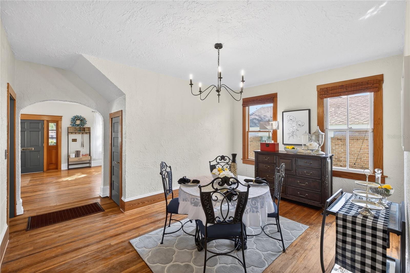 Image 12 of 40 For 1305 Washington Avenue