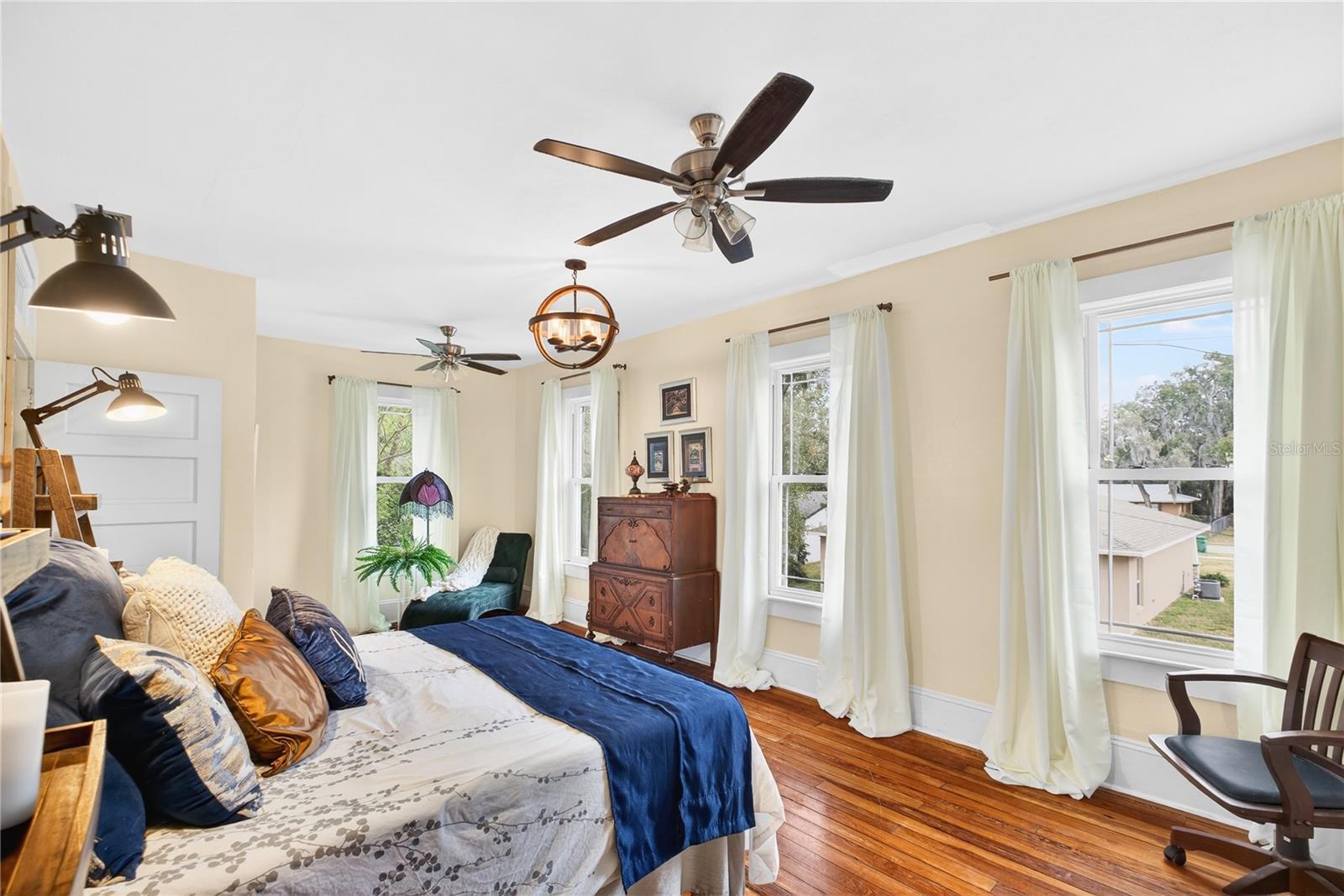 Image 25 of 40 For 1305 Washington Avenue