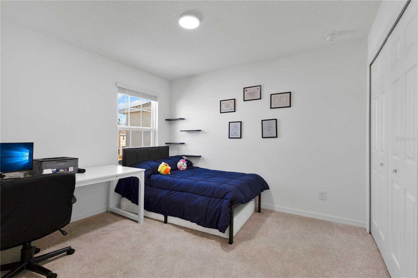 Image 21 of 42 For 5018 Royal Point Avenue