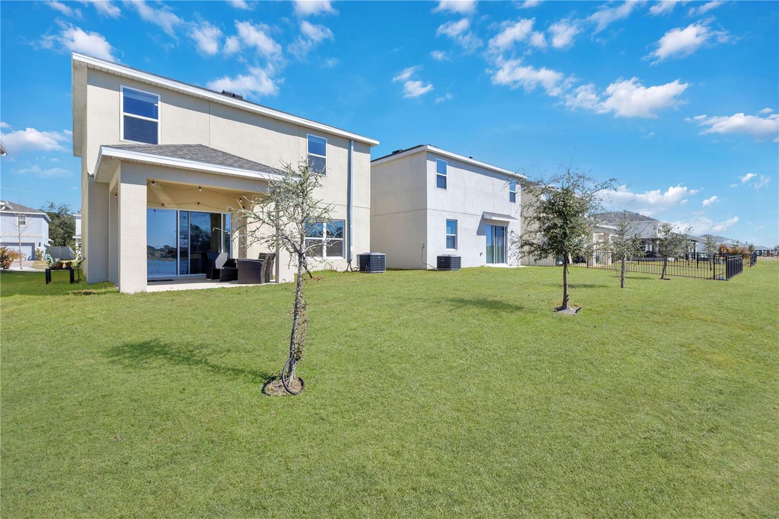 Image 28 of 42 For 5018 Royal Point Avenue