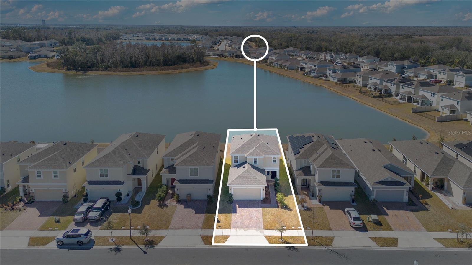 Image 3 of 42 For 5018 Royal Point Avenue