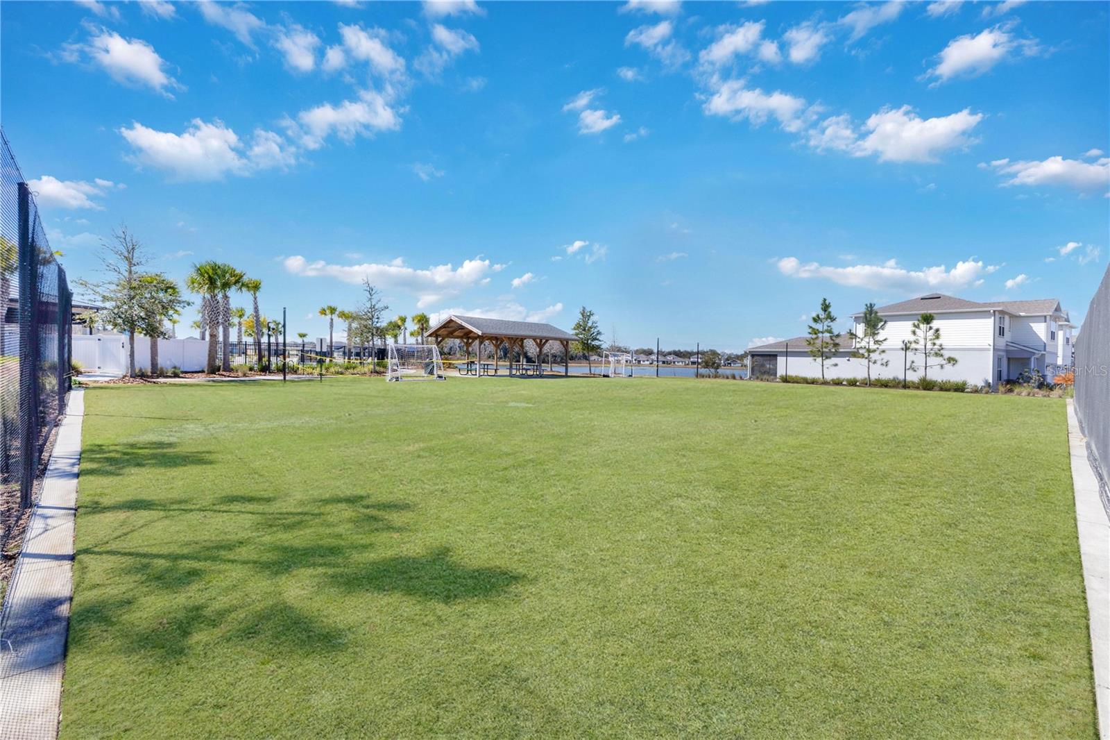 Image 31 of 42 For 5018 Royal Point Avenue