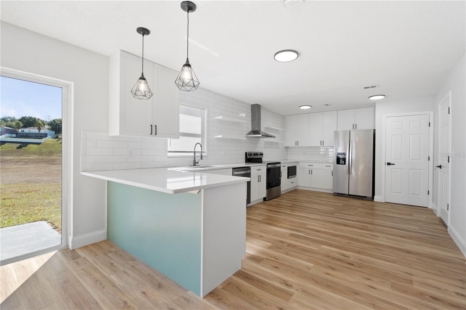 Image 10 of 38 For 1893 Vale Drive