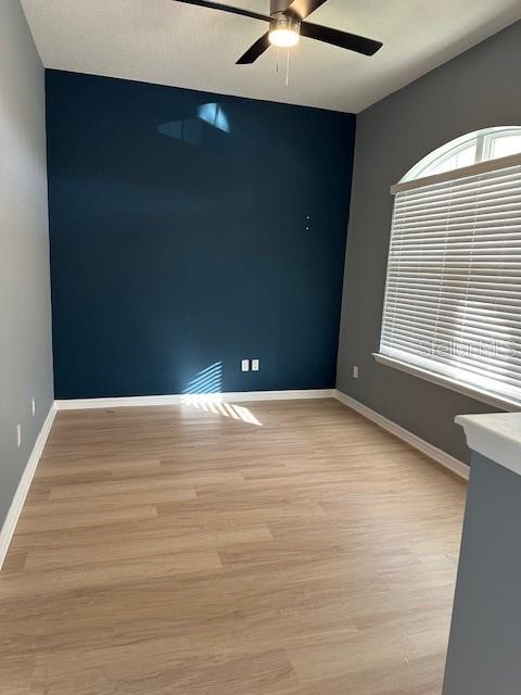 Image 5 of 14 For 16758 Abbey Hill Court