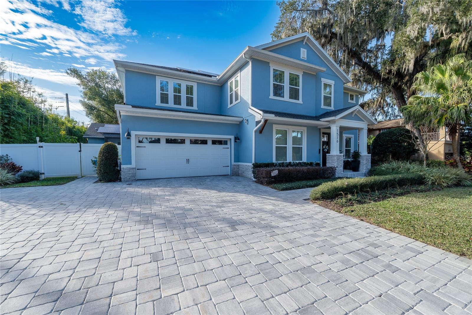 Image 3 of 69 For 1516 Lancaster Drive