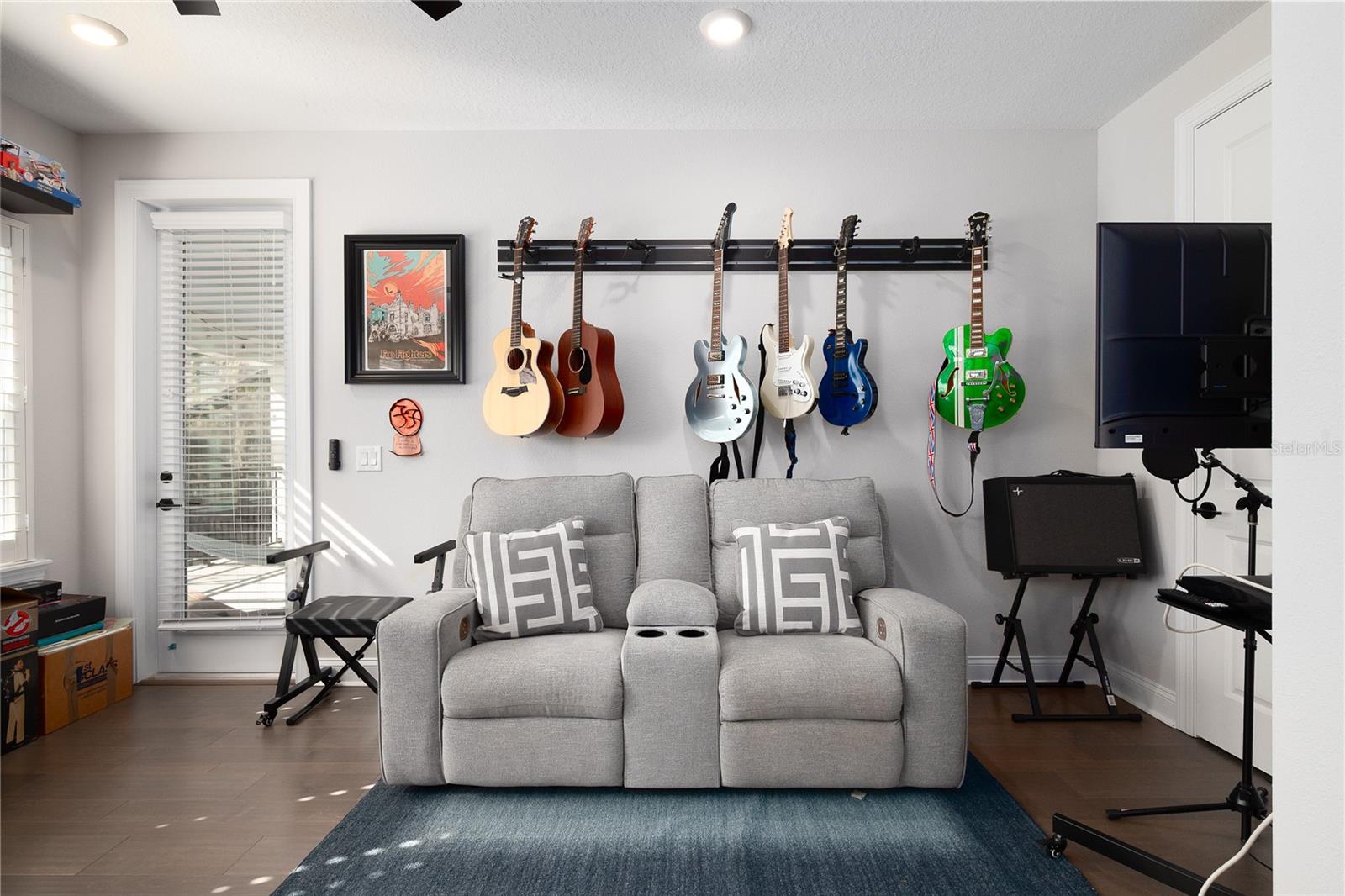 Image 38 of 69 For 1516 Lancaster Drive