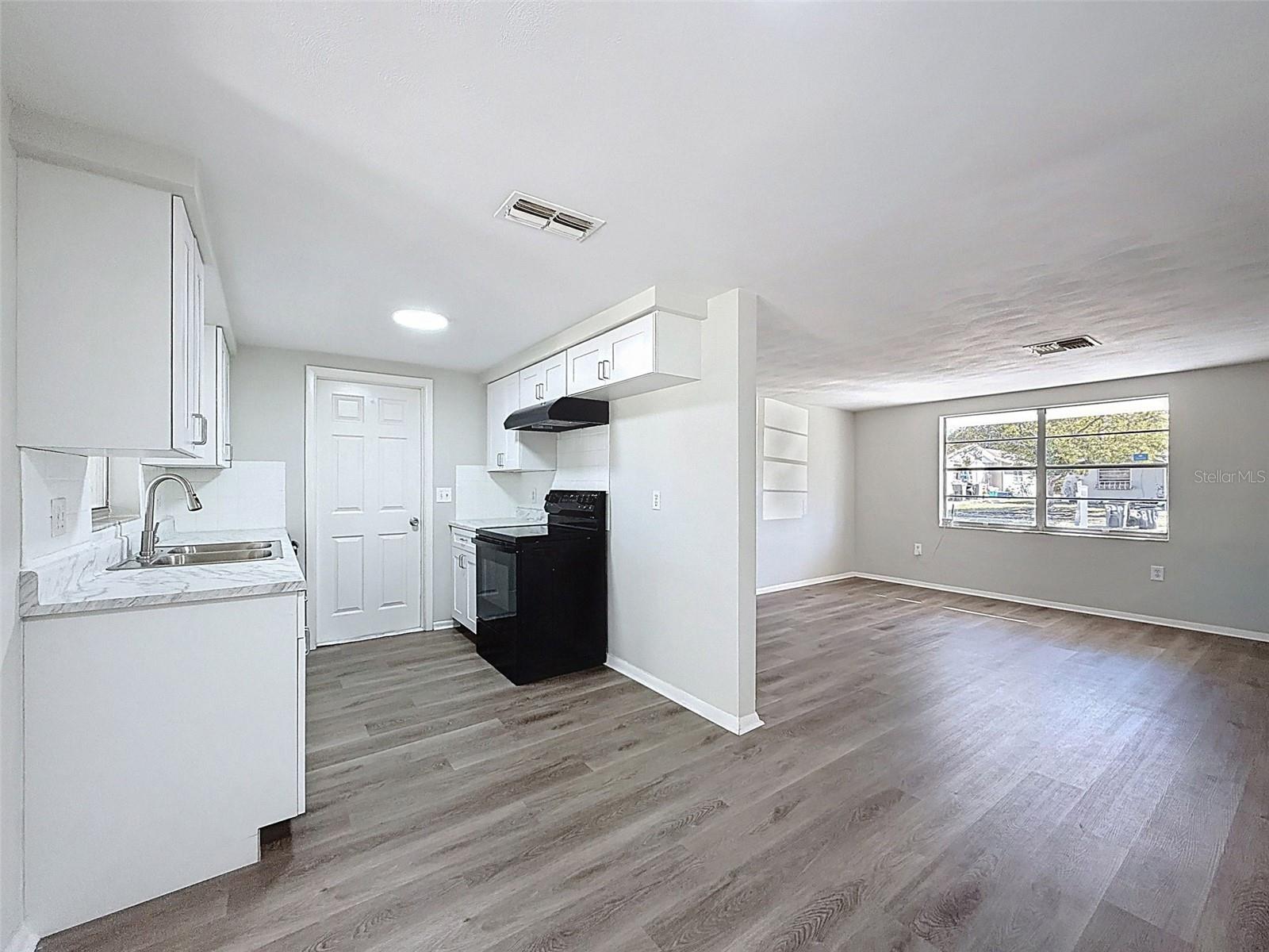 Image 10 of 37 For 5817 Elena Drive