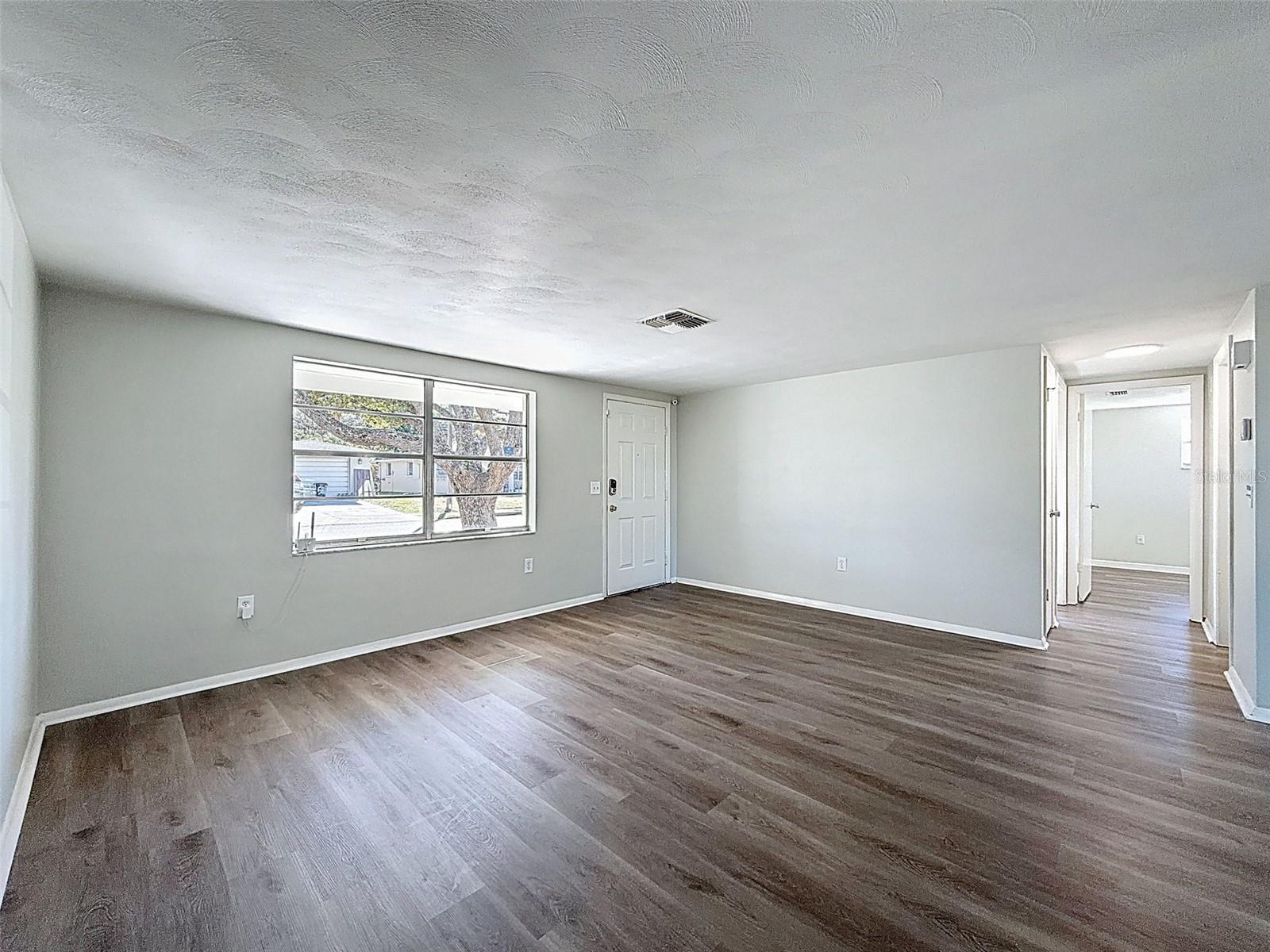 Image 4 of 37 For 5817 Elena Drive