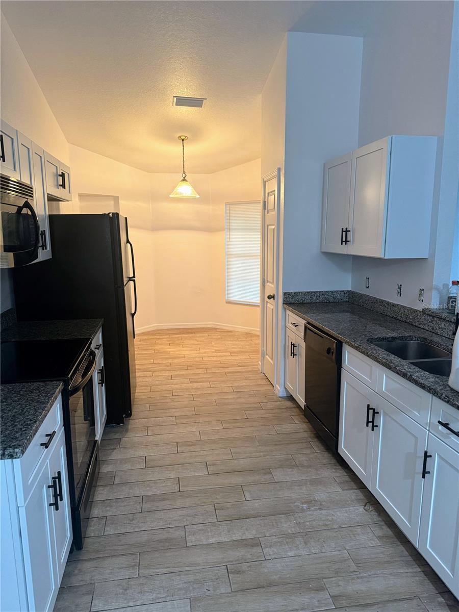 Image 10 of 10 For 612 Marion Oaks Trail