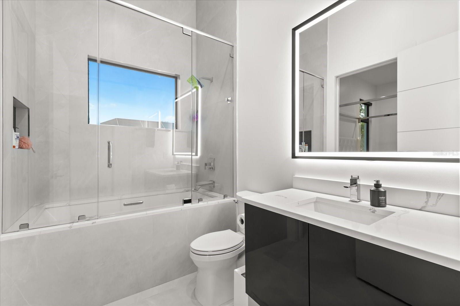 Image 33 of 60 For 3845 Stillwood Lane