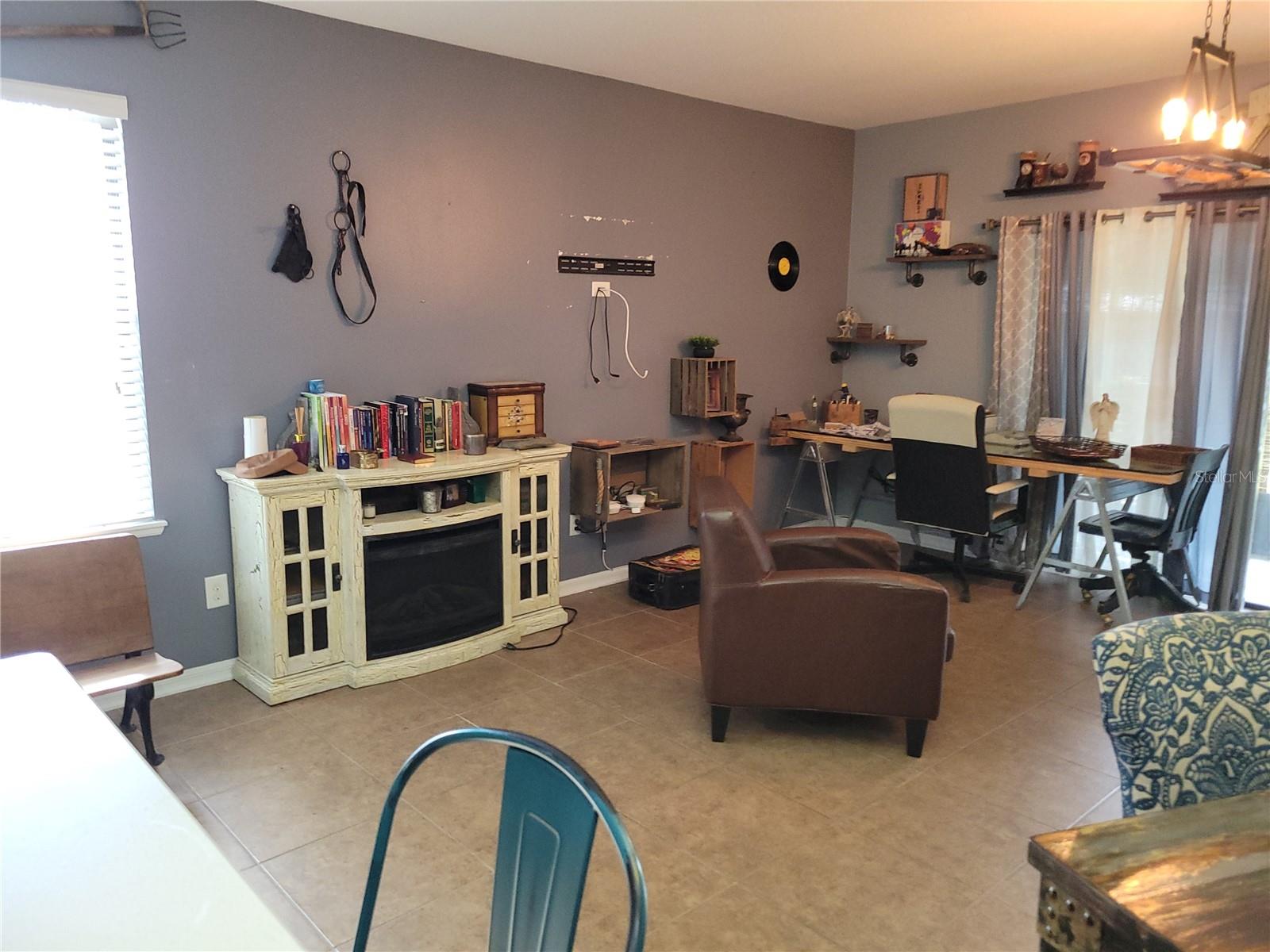 Image 8 of 27 For 2319 Aloha Bay Court