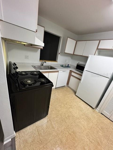 Image 4 of 9 For 3206 Sabal Palms Court B