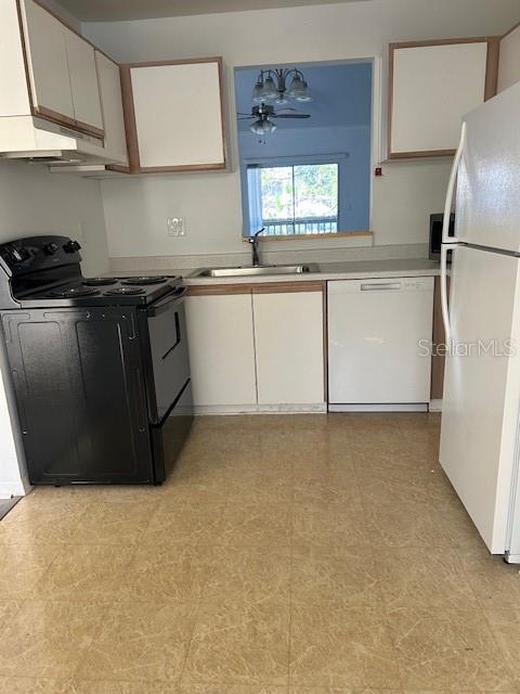 Image 5 of 9 For 3206 Sabal Palms Court B