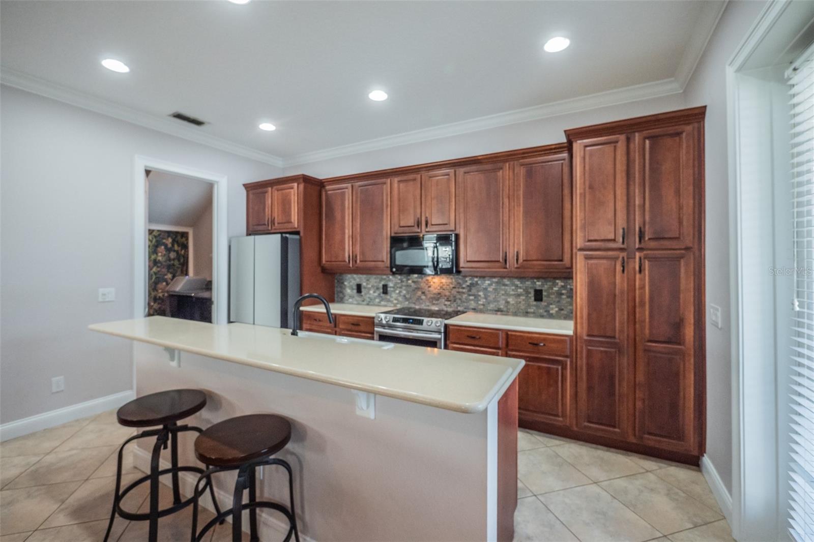 Image 10 of 64 For 681 Overspin Drive