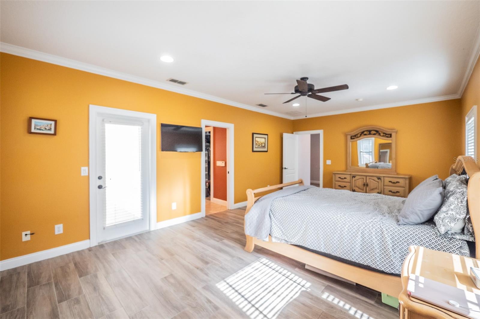 Image 25 of 64 For 681 Overspin Drive