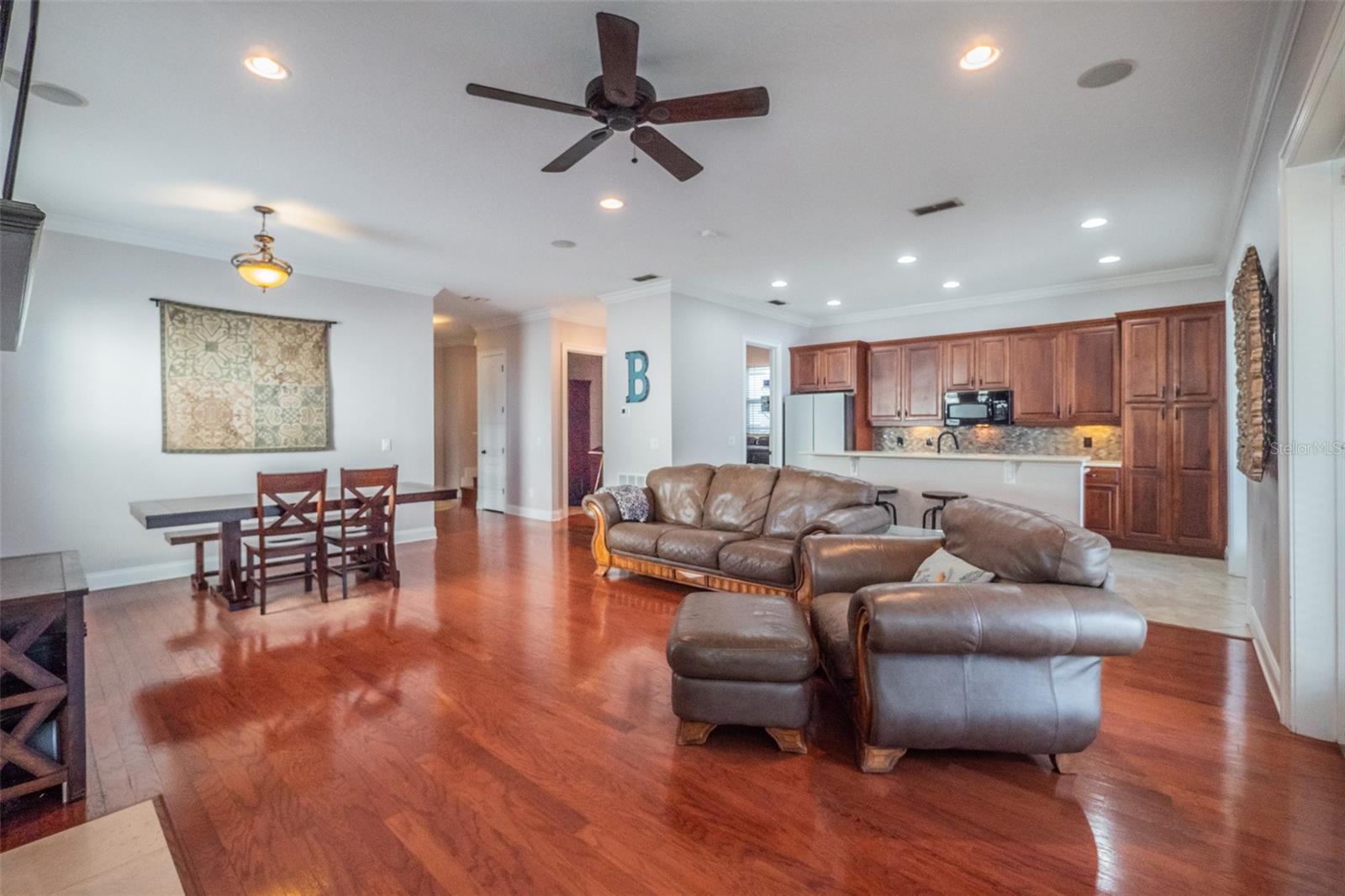 Image 5 of 64 For 681 Overspin Drive