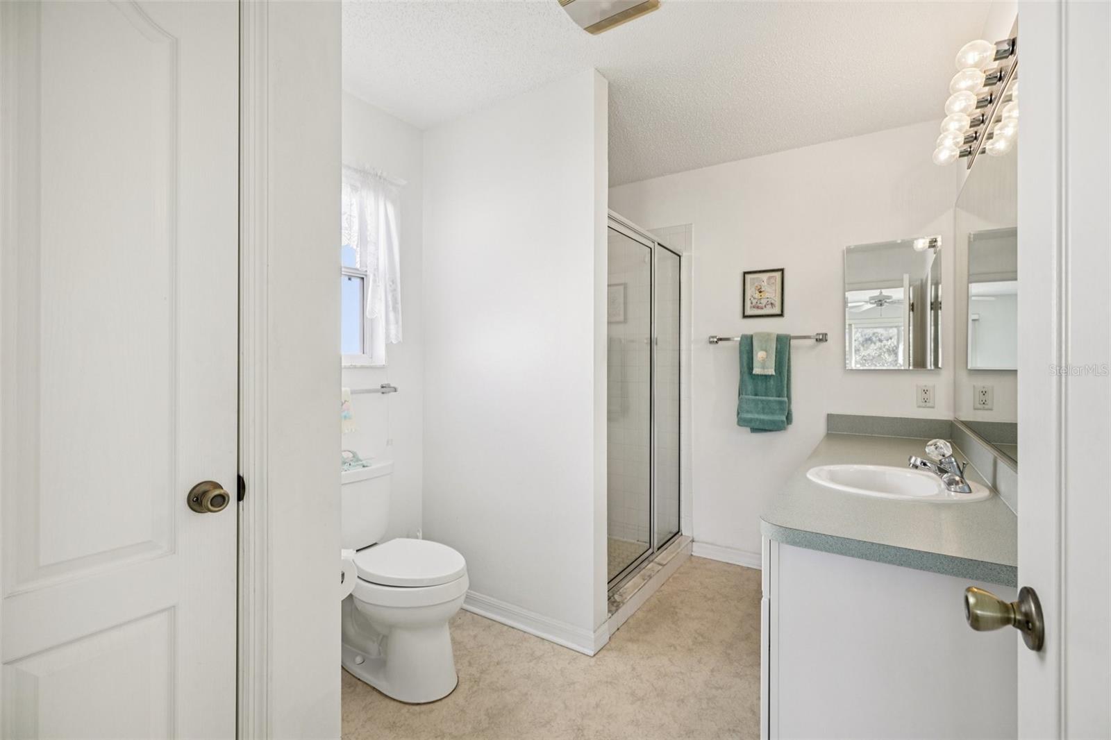 Image 10 of 20 For 1824 Durango Drive