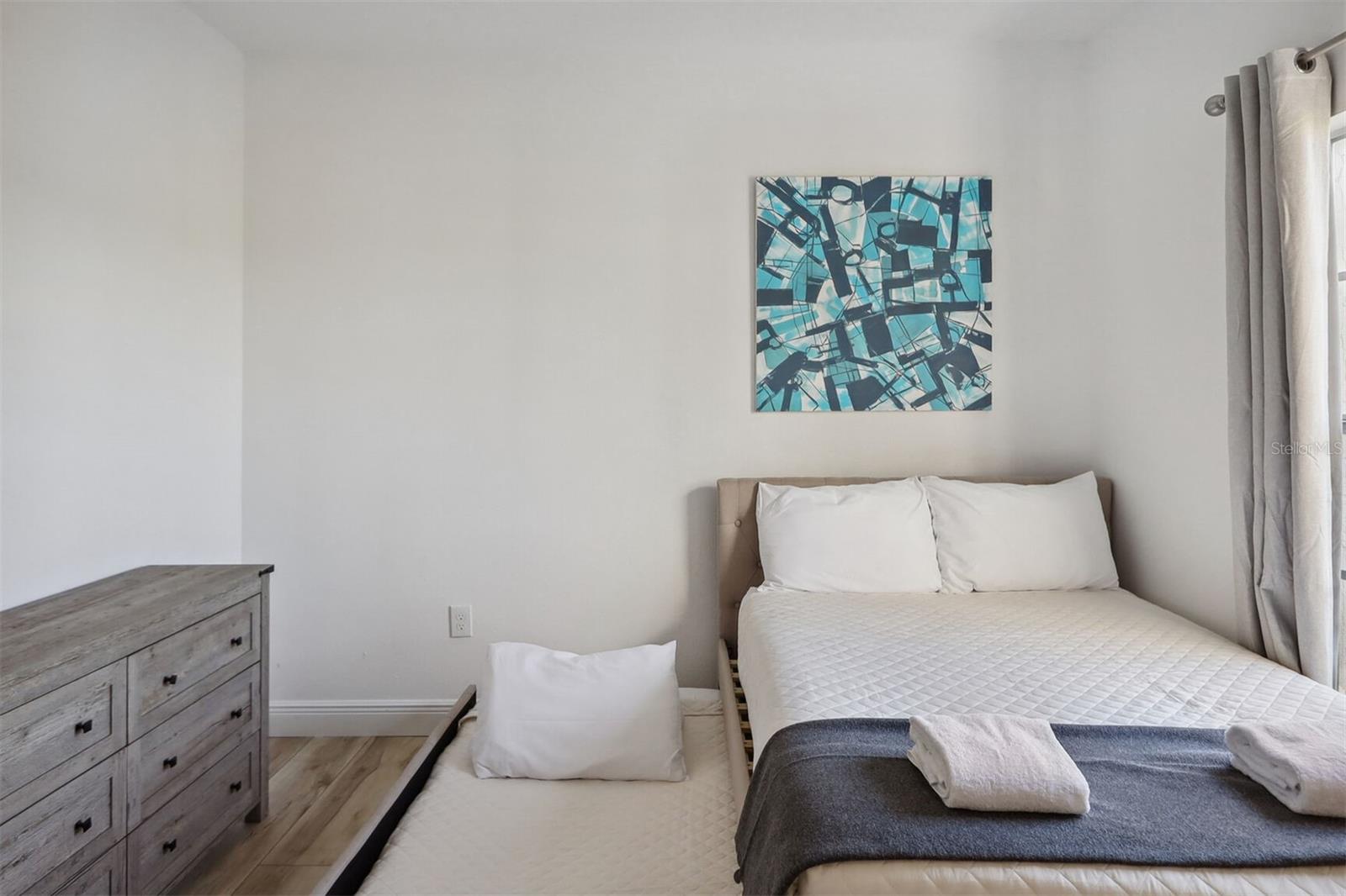 Image 4 of 39 For 312 Eagle Ridge Drive 312