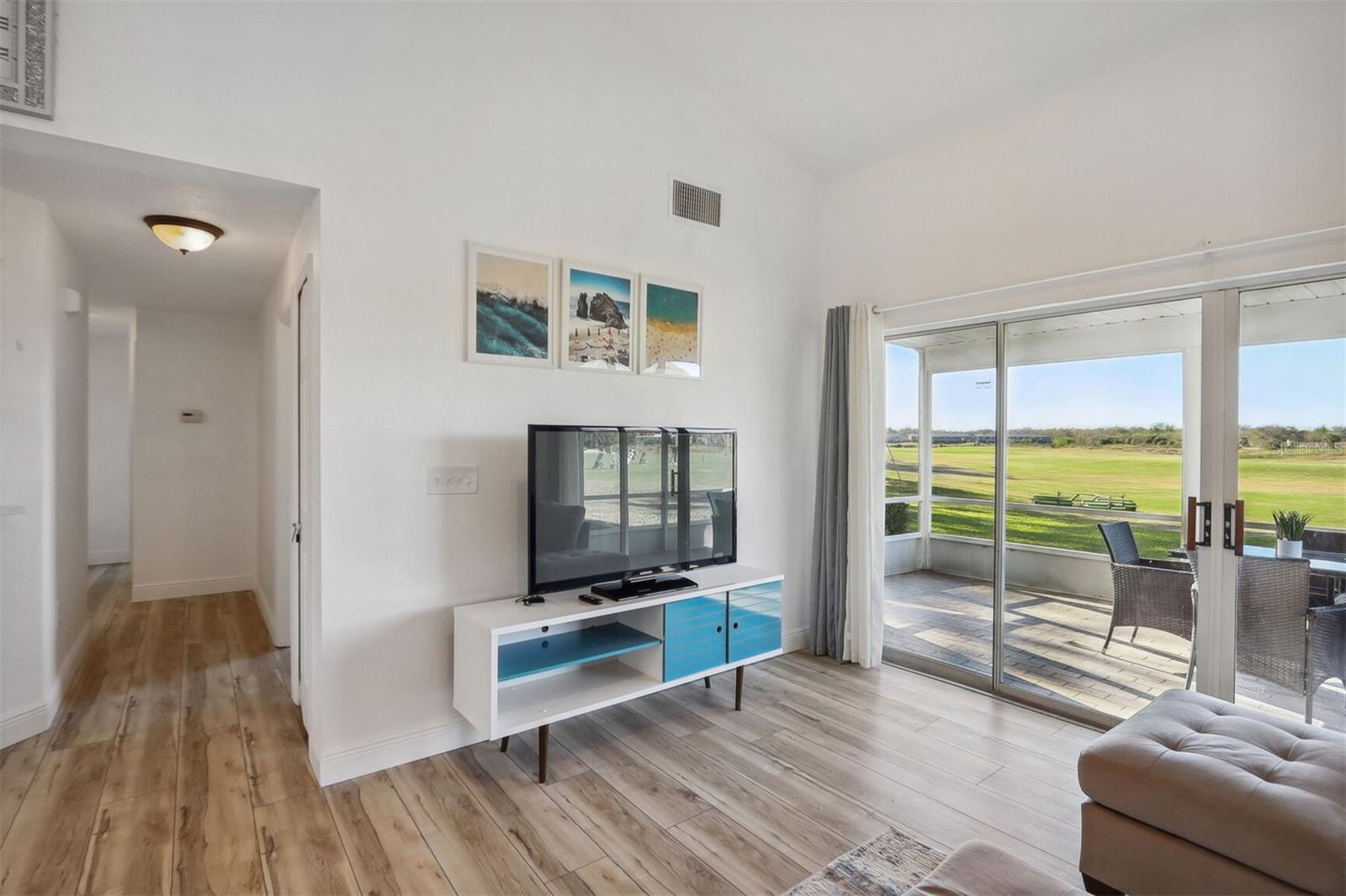 Image 5 of 39 For 312 Eagle Ridge Drive 312