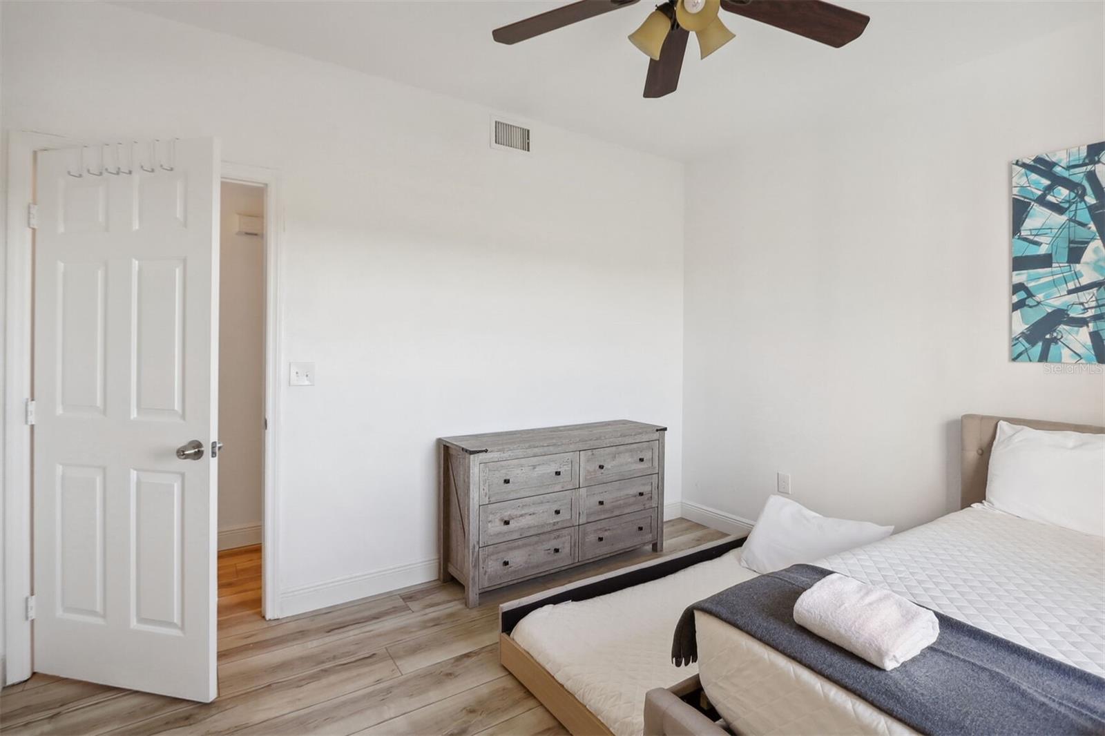 Image 8 of 39 For 312 Eagle Ridge Drive 312