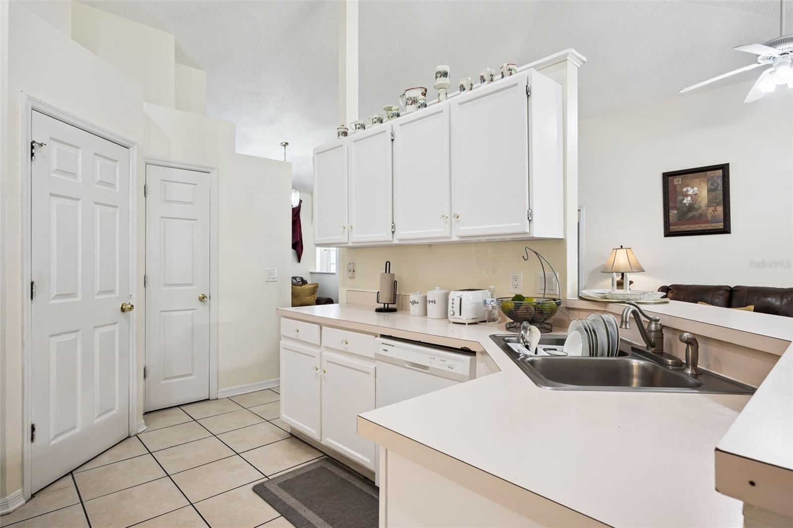 Image 10 of 20 For 313 Crisan Court