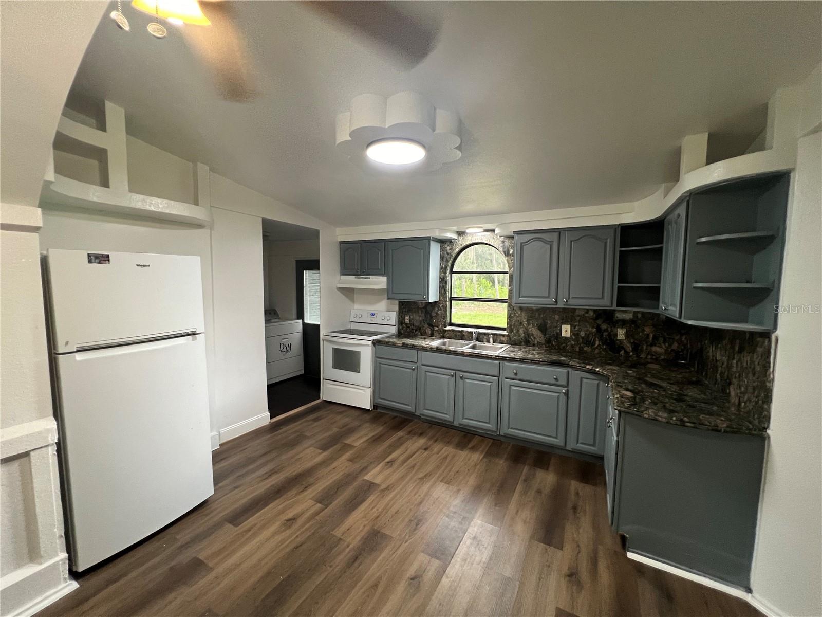 Image 17 of 20 For 5195 Countryside Court