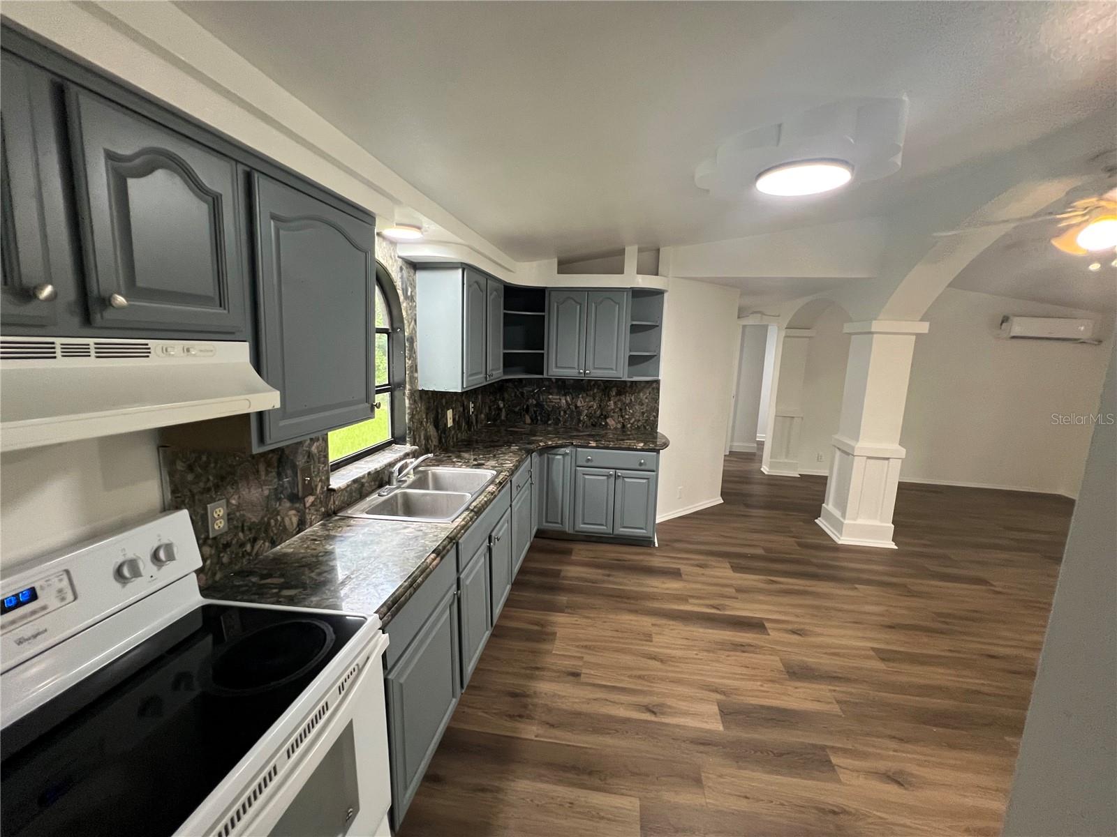 Image 18 of 20 For 5195 Countryside Court