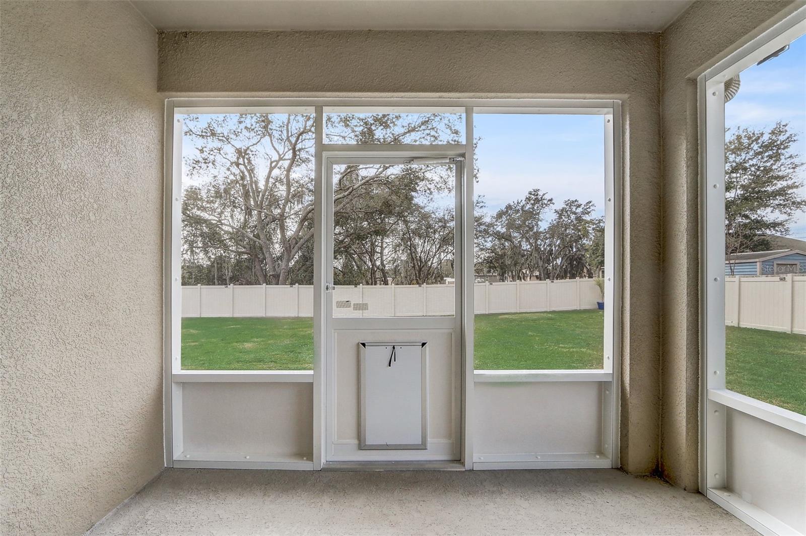 Image 23 of 33 For 2761 Summerfield Street