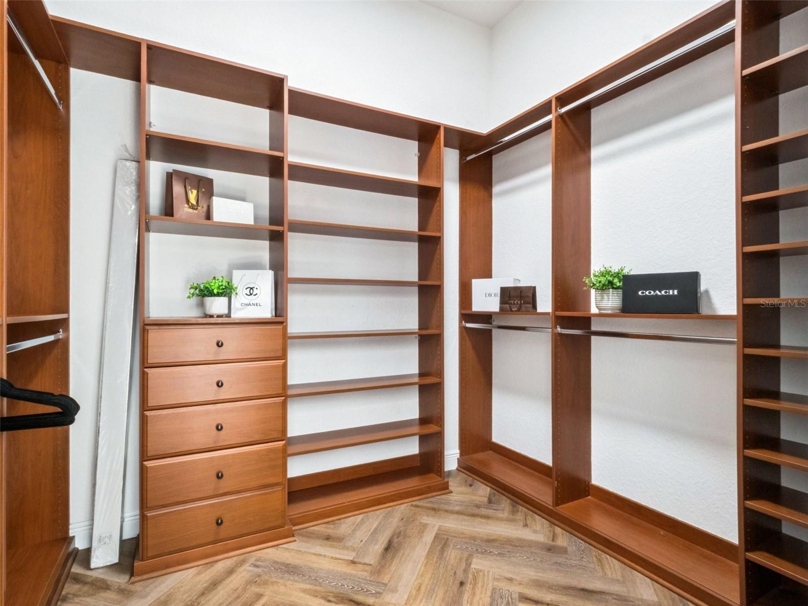 Image 22 of 78 For 1726 Dormont Lane