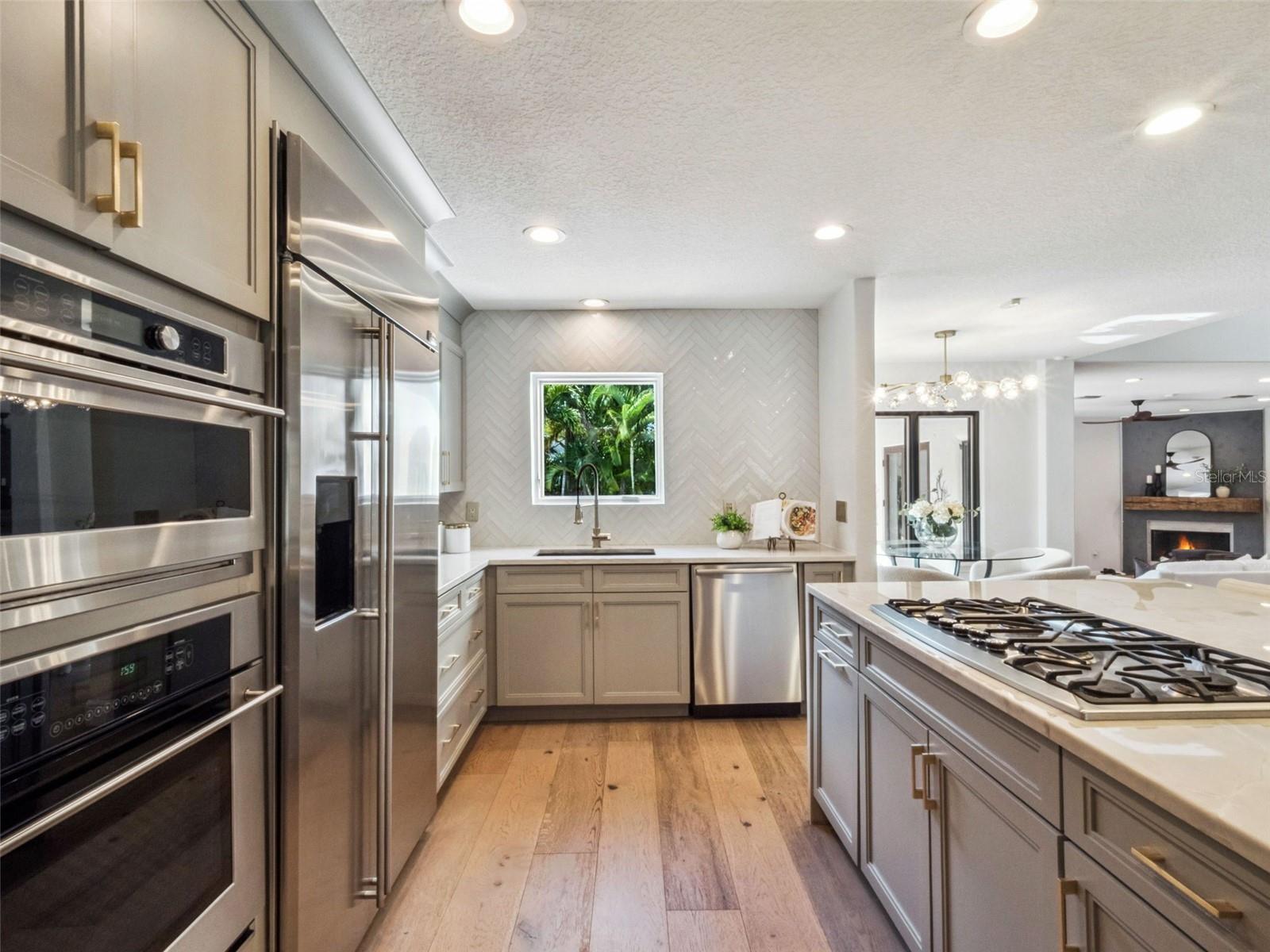 Image 3 of 78 For 1726 Dormont Lane