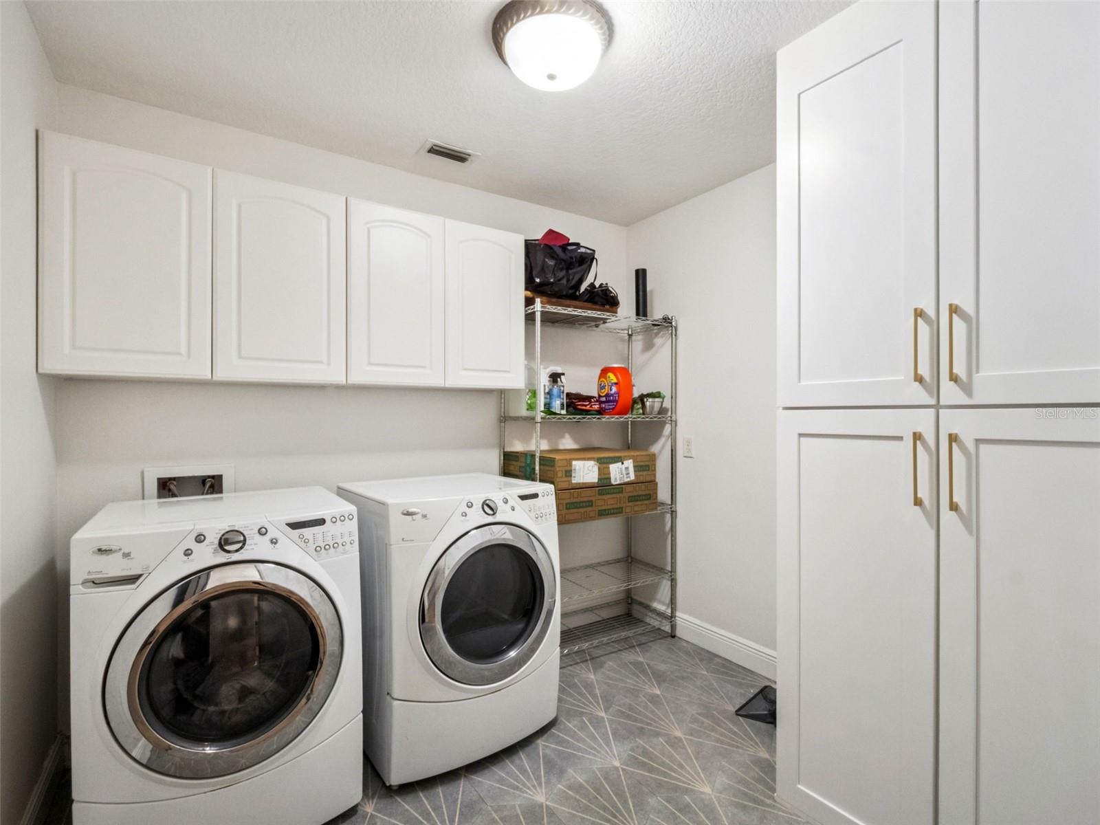 Image 36 of 78 For 1726 Dormont Lane