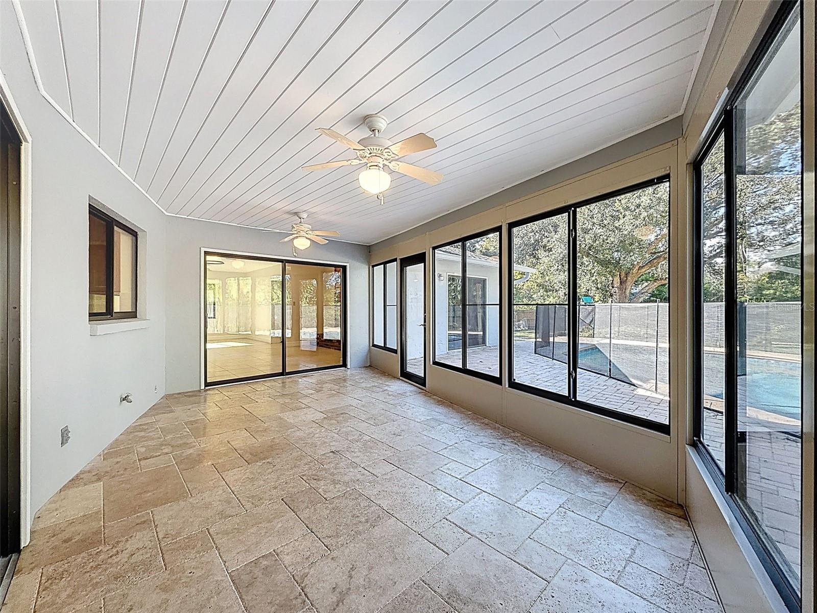 Image 50 of 62 For 915 Woodleaf Way