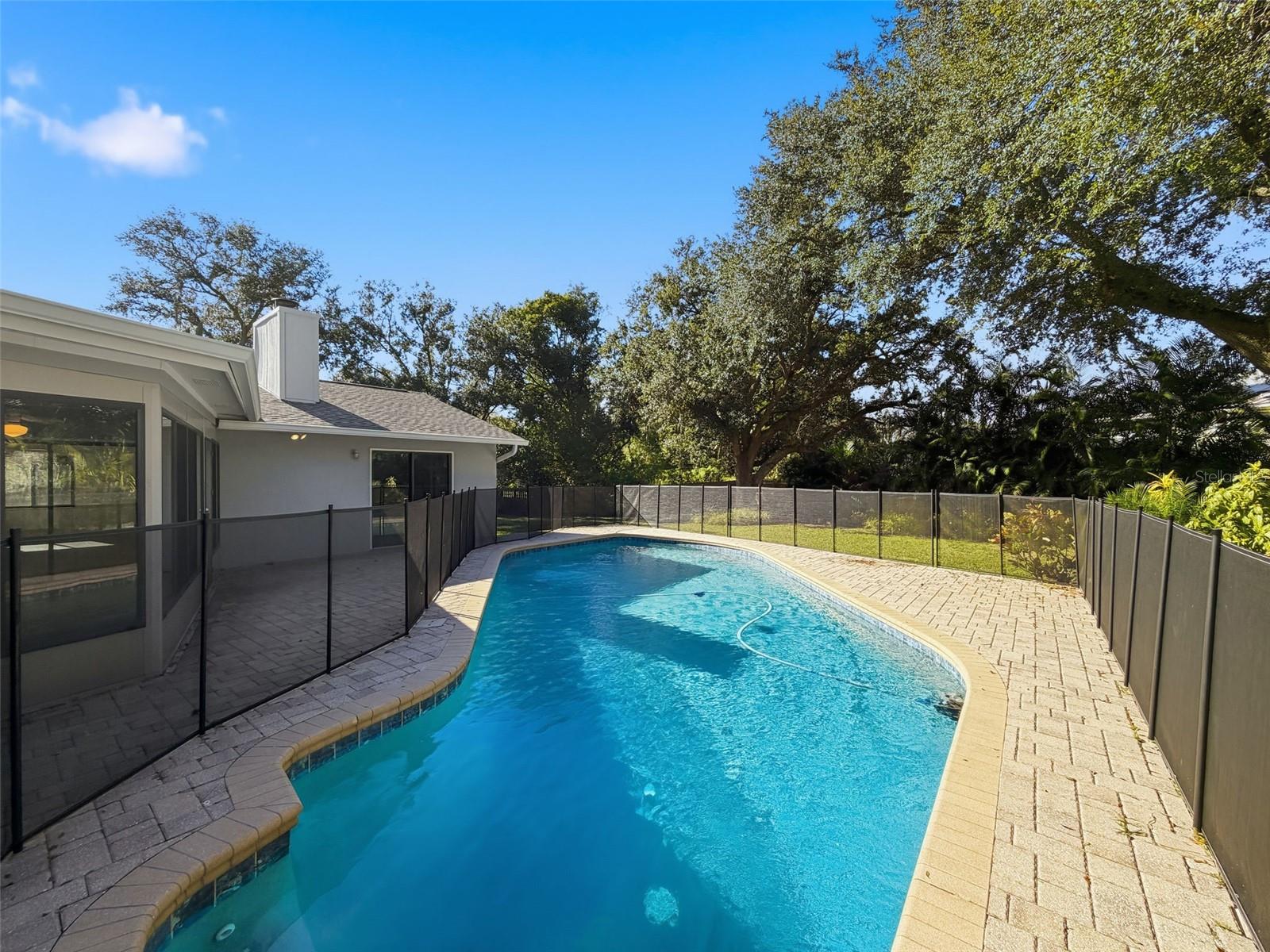 Image 54 of 62 For 915 Woodleaf Way